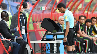 ماهي تقنية الـ VAR ما هي تقنية var تقنية الفيديو في كرة القدم ماهي تقنية الفيديو في كرة القدم .تعرف على تقنية الفيديو المساعد للحكم في مباريات كأس العالم .