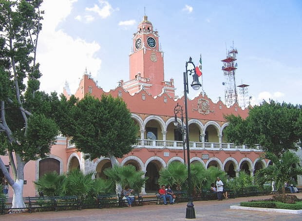 YUCATAN, MEXICO, THE BANQUET OF KNOWLEDGE - THE BACKPACKING