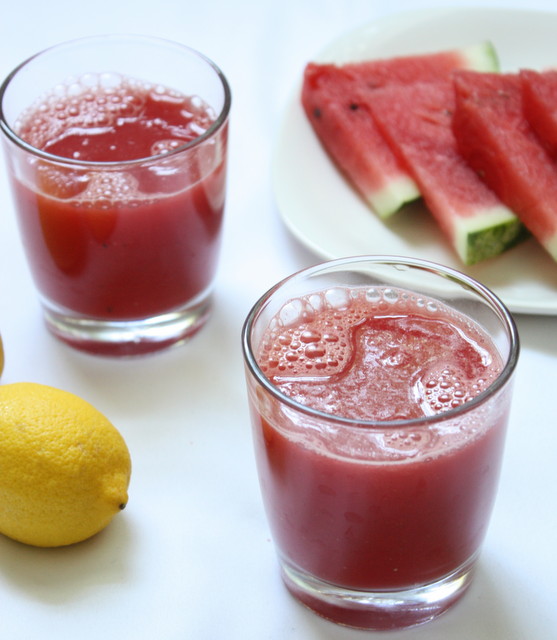 Sandhiya's Cookbook Watermelon Juice Watermelon juice with lemon