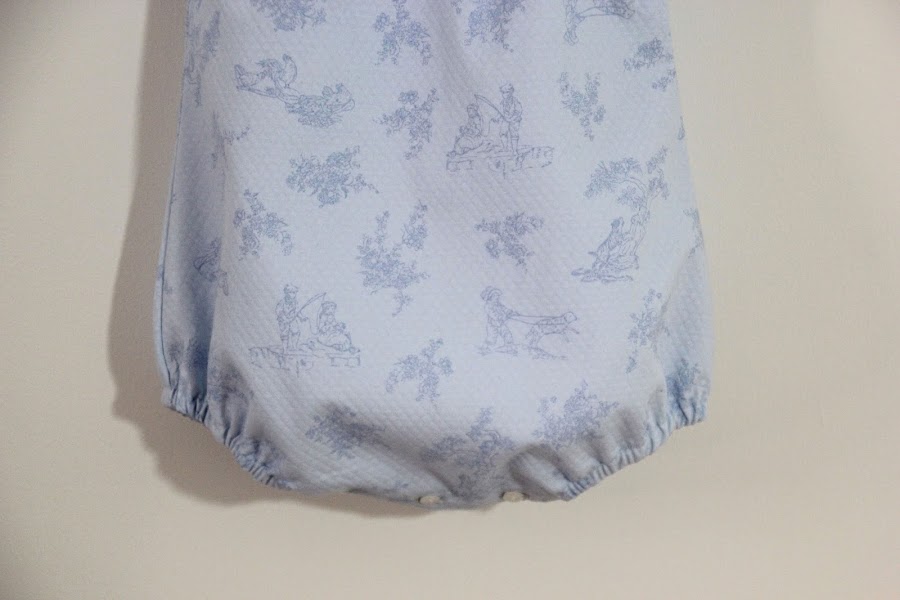 DIY Tutorial y patrones gratis: Pelele para bebé