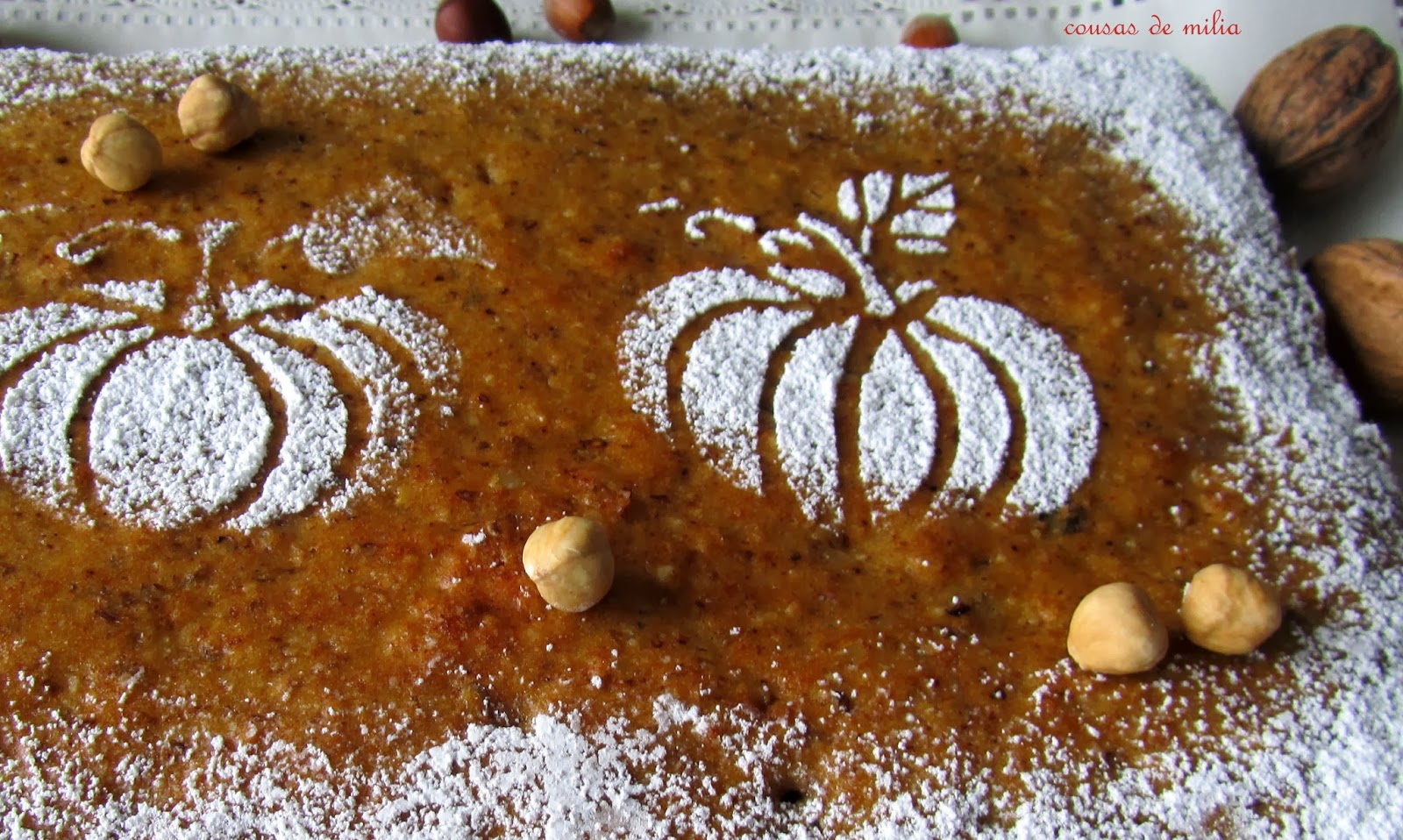 Pastel especiado de calabaza con nueces 