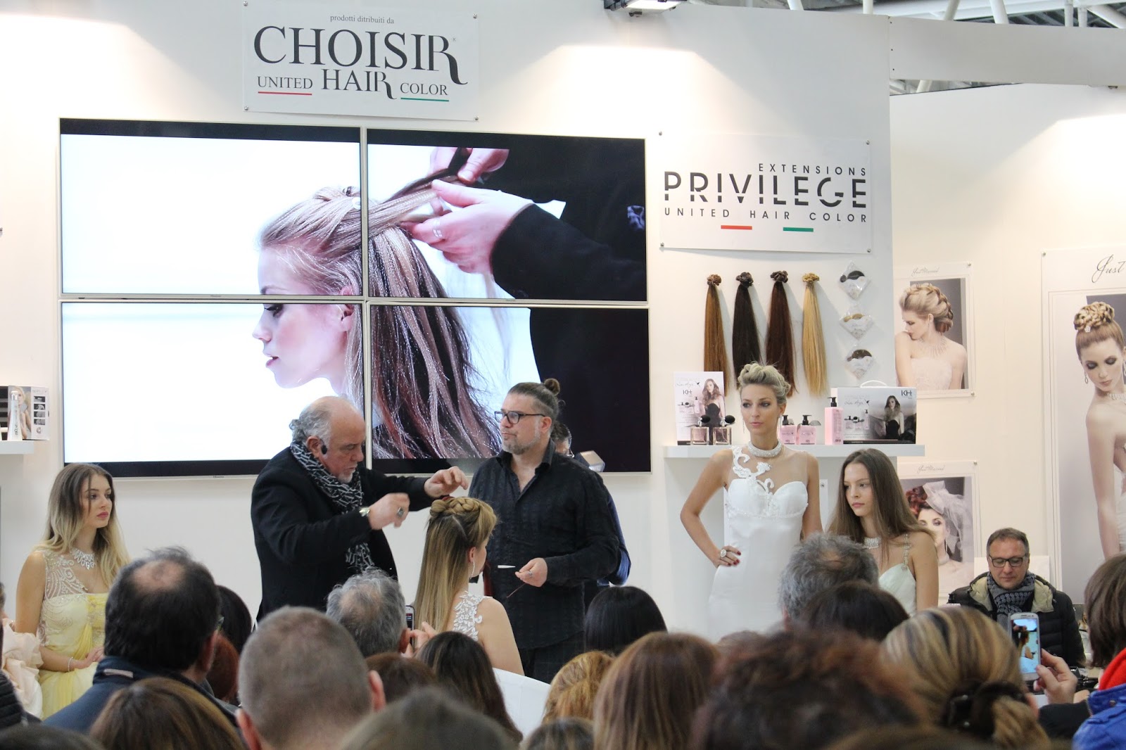 http://www.cosmoprof.it/