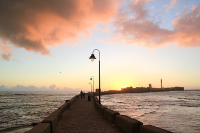 Cádiz: a cidade milenar que influenciou o Brasil BLOG LUGARES DE MEMÓRIA - Matéria Cádiz -Foto manusama por Pxiabay