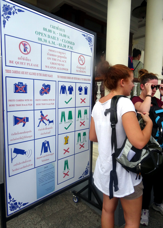 Grand Palace in Bangkok Dress Code, Chinese Tourists and Buddha is not