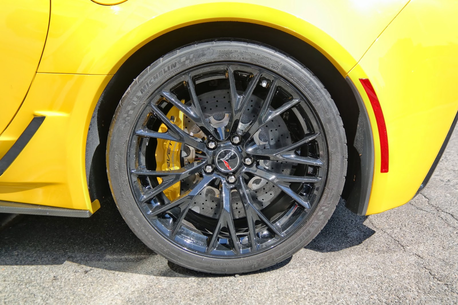 2014 Corvette C7 Z06 Brake Calipers Rims Tires and Rotors