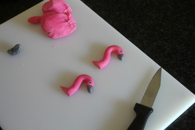 flamingo heads made out of icing