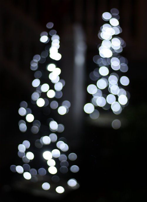 DIY Tomato Cage Christmas Tree Lights 17 Apart