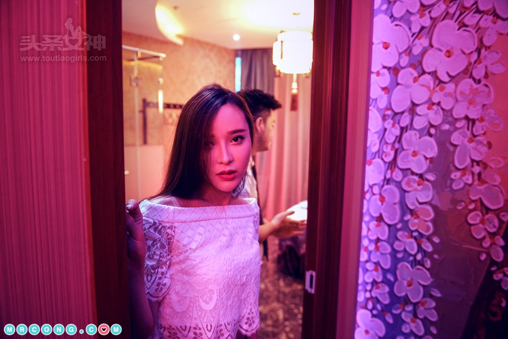 TouTiao 2017-08-30: Model Ai Xiao Qing (艾小青) (51 photos) photo 1-8