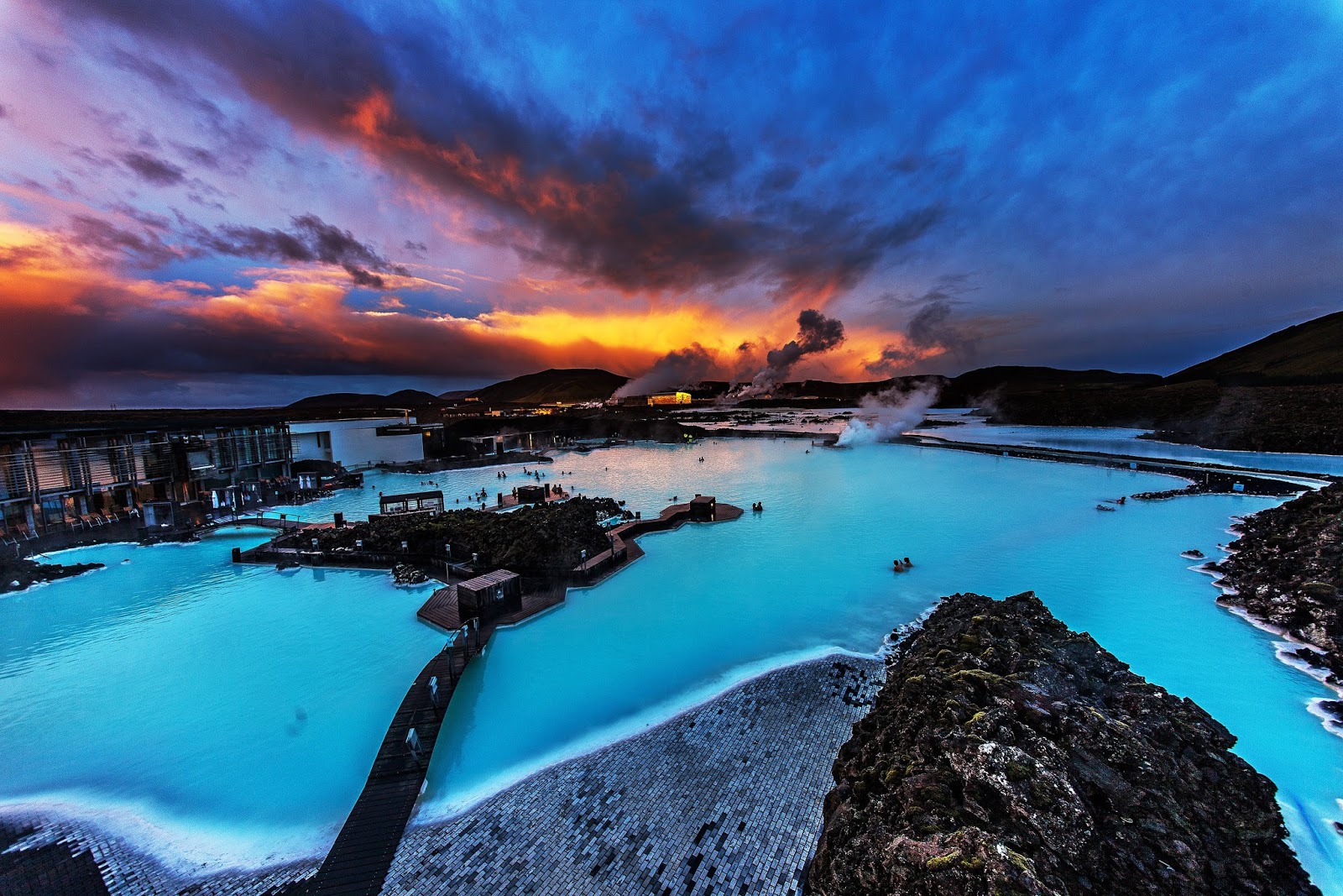 What Are The Top 3 Places To Visit In World