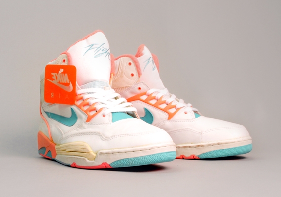 Nike air solo clearance