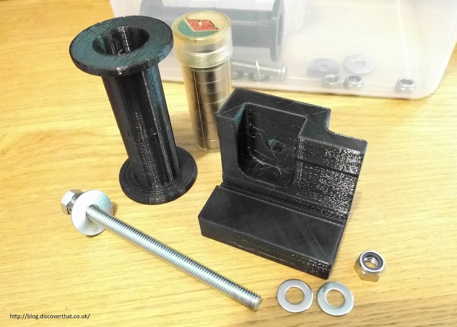 DiscoverThat Journal Filament spool spindle