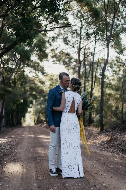DENMARK WA WEDDING PHOTOGRAPHY IN THE WILDS SOMEPLACE DIGITAL WEDDING MAGAZINE