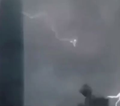 This image shows us the lightening in action with the UFO.