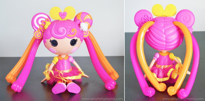 Lalaloopsy Stretchy Hair Doll Review at artsyfartsymama.com #Lalaloopsy #StretchAcrossUSA