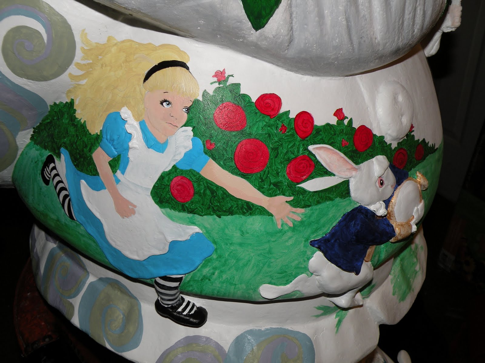 busylittleelf: Garden Gnome Progress - The Painting Continues