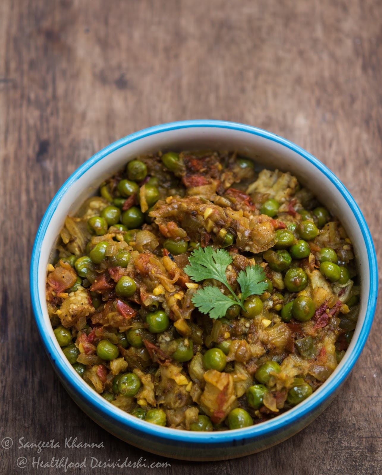 Baigan Ka Chokha baingan bharta/baingan ka chokha - HealthFoodDesiVideshi