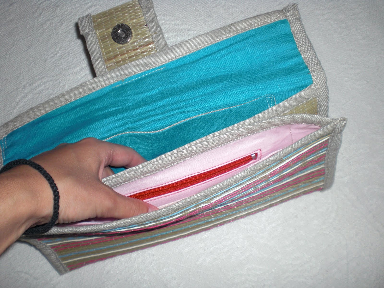 Maria Sewing From straw mat to straw clutch tutorial