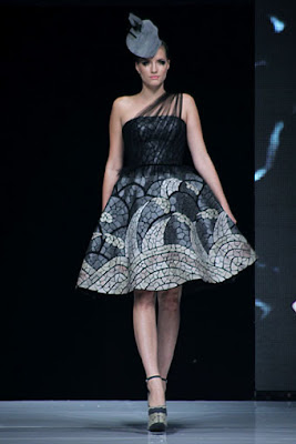 Model Kebaya Rok Pendek Desain Mekar Model Kebaya Rok Pendek Desain Mekar