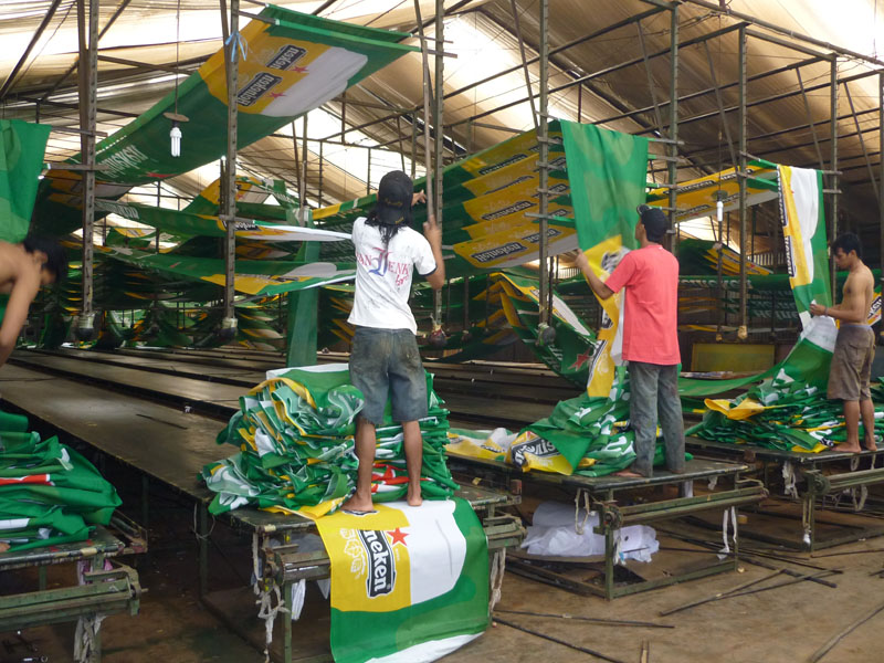 Sablon cetak Printing umbul umbul dan Spanduk kain