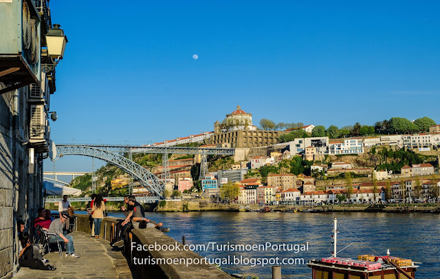 A_Ribeira muro_dos_bacalhoeiros