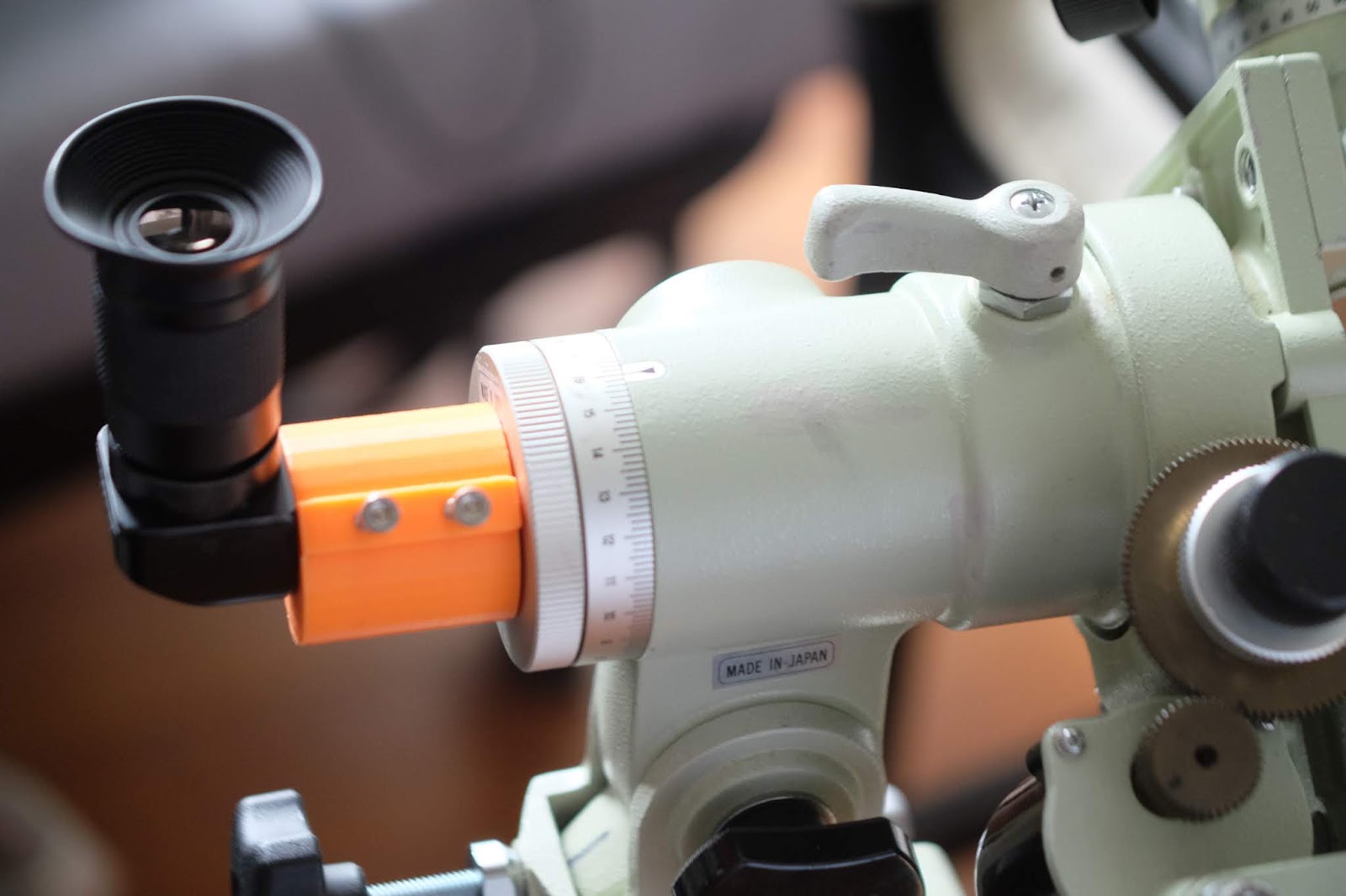 orly going thirty RightAngle Finder Adapter for Takahashi Polar Scope