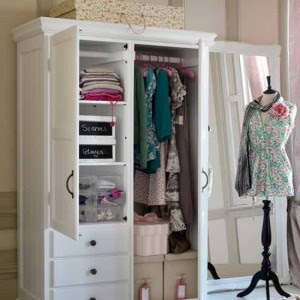 Small Dressing Room Ideas
