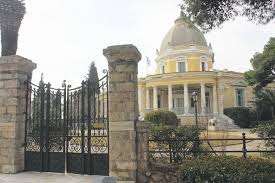 Η «στοιχειωμένη» Βίλα Καζούλη – Οι φήμες περί φαντασμάτων και τα λιοντάρια στην είσοδο που εξαφανίζονται…  