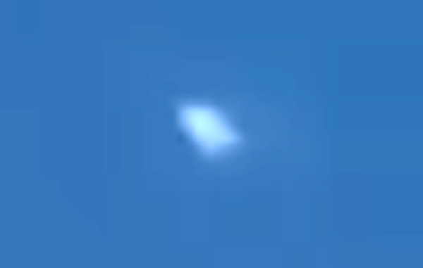 UFO News - Glowing UFOs Over Durham, England  plus MORE Cloud%252C%2Borb%252C%2Borbs%252C%2BUFO%252C%2BUFOs%252C%2Bsighting%252C%2Bsightings%252C%2BEngland%252C%2BUK%252C%2Blights%252C%2Bsky