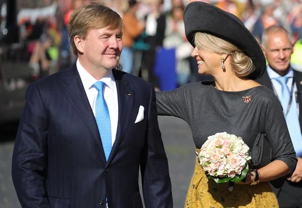 Governor of Rhineland-Palatinate Malu Dreyer and her Husband Klaus Jensen. Queen Maxima wore Natan wool top and yellow lace skirt. visit Germany