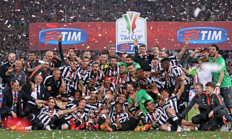 2015. Pobjednici Coppa Italie. Juventusov deseti trofej u tom natjecanju.