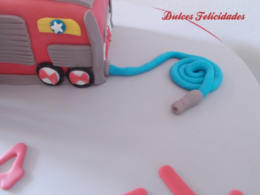 Tarta Sam el Bombero fondant
