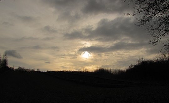 Słońce ponad doliną. Słońce ponad doliną.