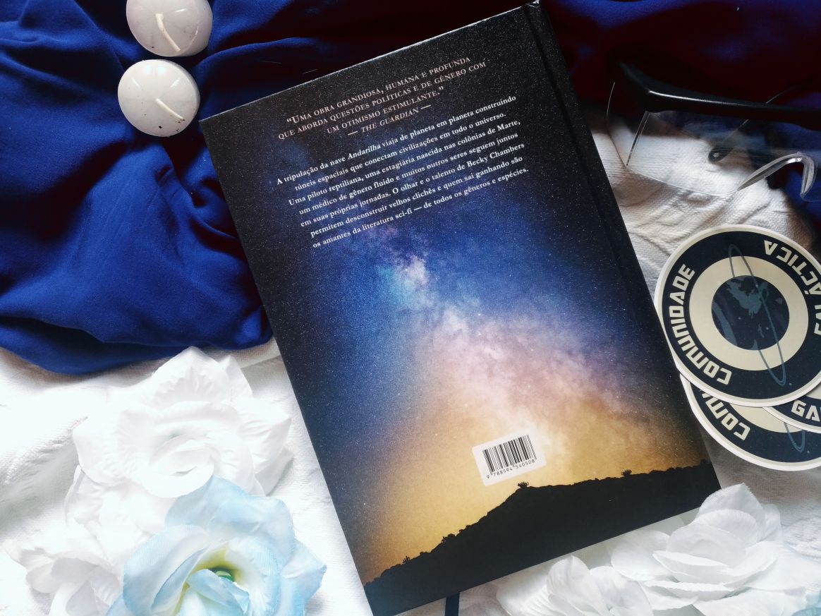 A LONGA VIAGEM A UM PEQUENO PLANETA HOSTIL - BECKY CHAMBERS A LONGA VIAGEM A UM PEQUENO PLANETA HOSTIL - BECKY CHAMBERS