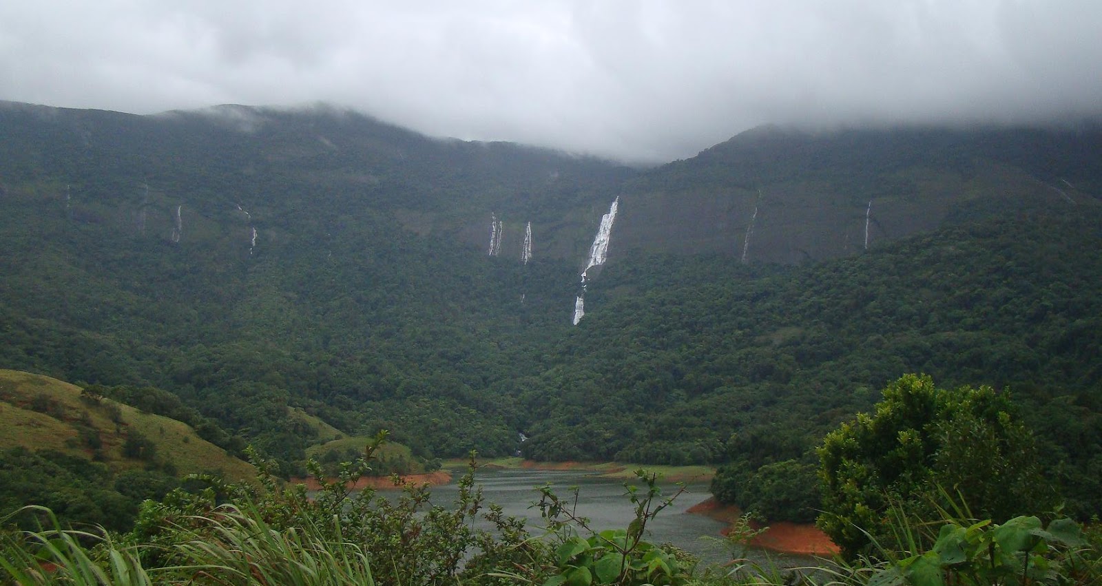 Tamilnadu Tourism Siruvani Waterfalls, Coimbatore