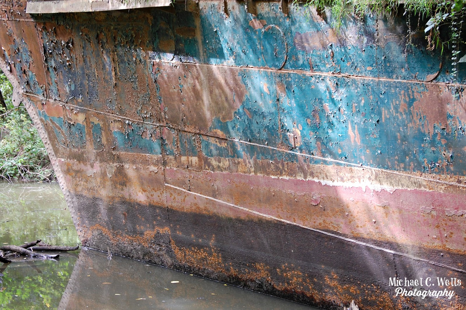 Ghost Ship in Petersburg, Kentucky