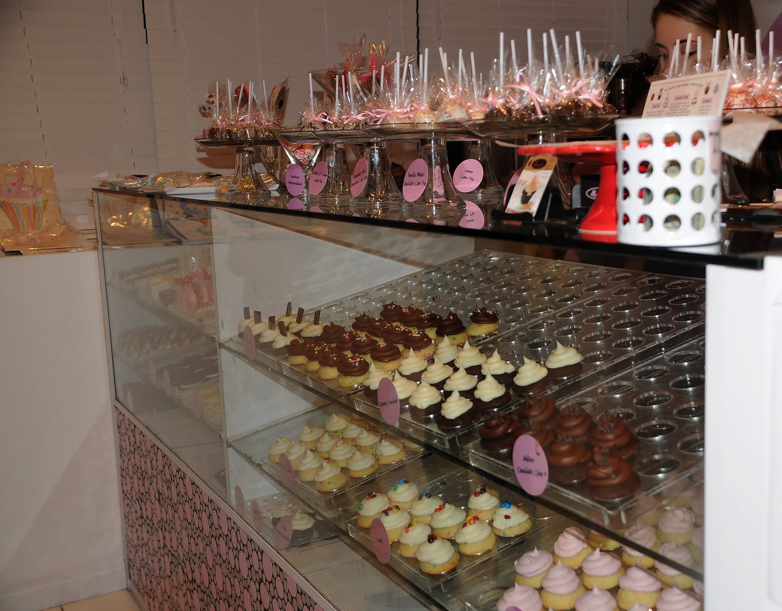 Visit to Sweet E's Mini Bake Shop