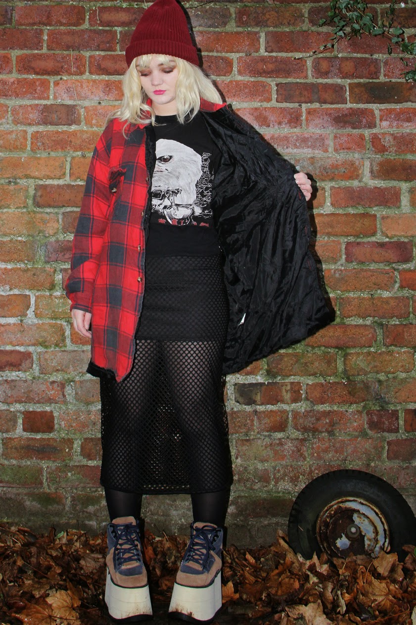 Skye Vintage: 90s Grunge Look...