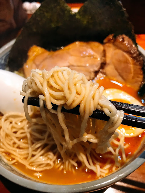 【台南東區】覺丸拉麵，將拉麵靈魂表現的淋漓盡致，限量可客製化的美味日式拉麵店