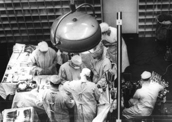Current Events: First successful kidney transplant performed 1954
