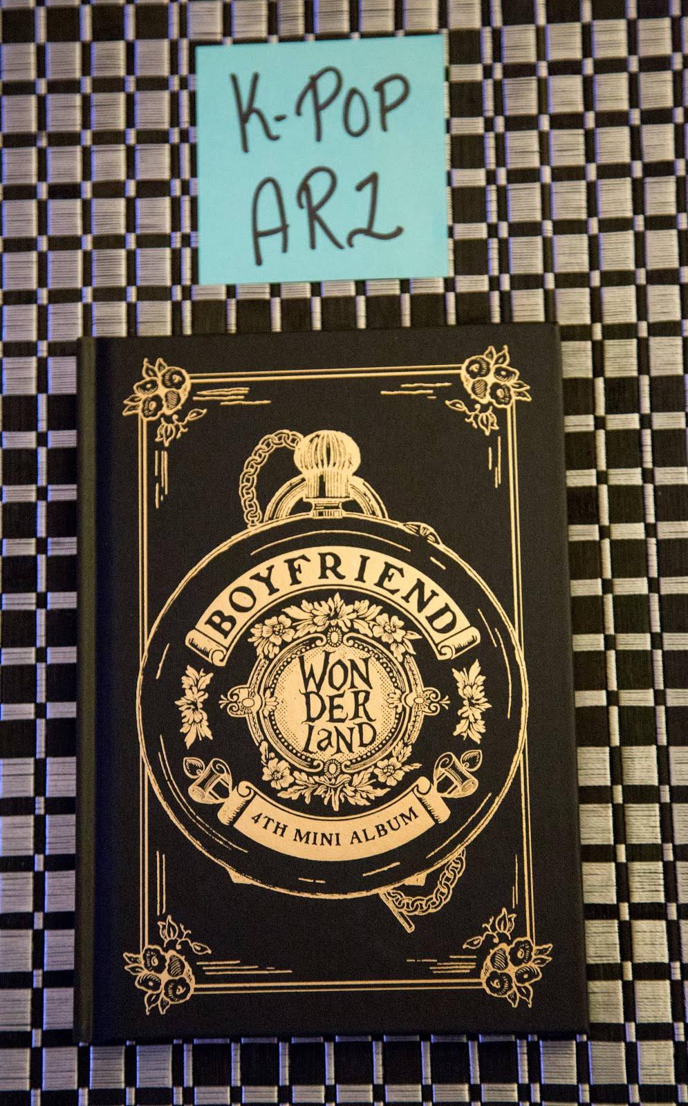 Boyfriend 4th Mini Album - Boyfriend in Wonderland