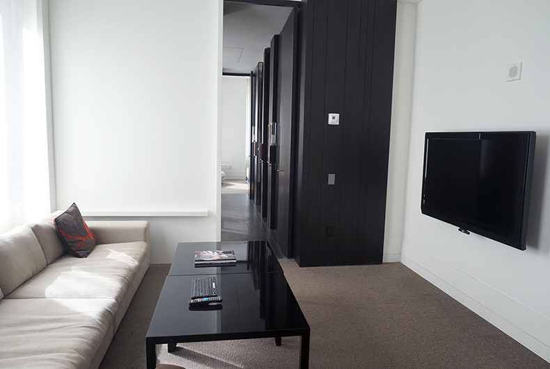 Euriental | fashion & luxury travel | Andaz 5th Avenue Splash Suite