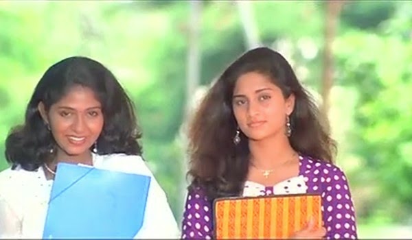 ILAYATHALAPATHY VIJAY: KADHALUKKU MARIYADHAI MOVIE IMAGES