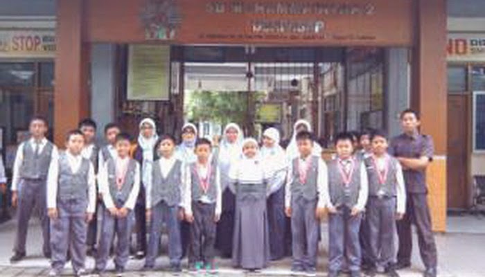 SD 2 Muhammadiyah Juarai Olimpiade Robot Dunia