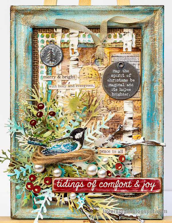 Layers of ink - Christmas Bird Frame Tutorial by Anna-Karin Evaldsson. Layers of ink - Christmas Bird Frame Tutorial by Anna-Karin Evaldsson.