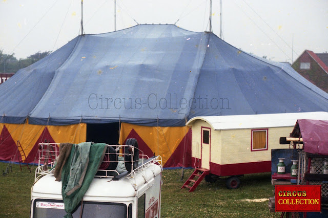 la tente du cirque Arena 