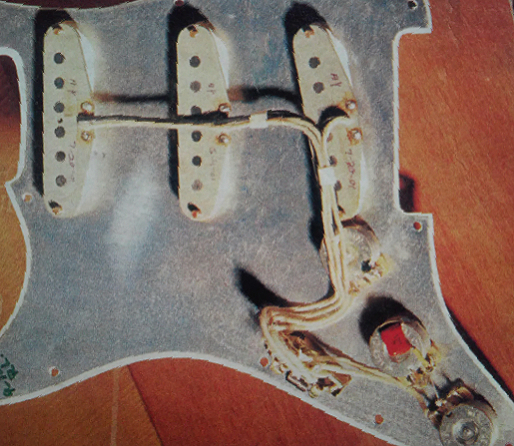 wonggaul: Wiring Pick-Up Gitar Model Stratocaster