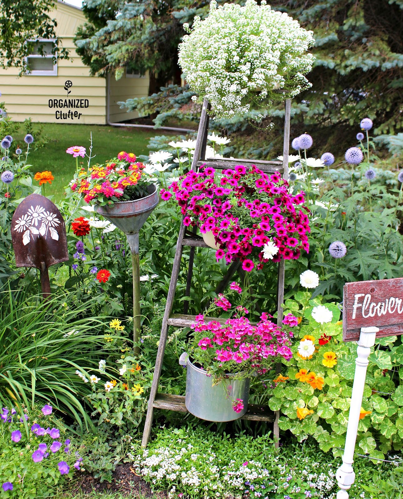 organized clutter: organized clutter's 2017 junk garden photo tour organized clutter: organized clutter's 2017 junk garden photo tour