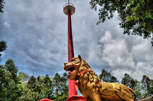 Pagode de Kampong Chamlong, sculpture de lion. Photo Christophe Gargiulo Pagode de Kampong Chamlong, sculpture de lion. Photo Christophe Gargiulo