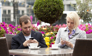 3 Kesalahan Ini Membuat Media Sosial Bisa Merusak Hubunganmu Dengan Doi