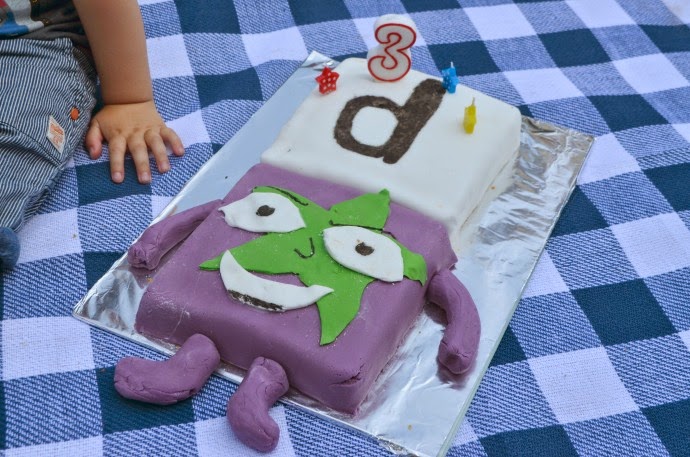 alphablocks cake, alphabet party, third birthday theme
